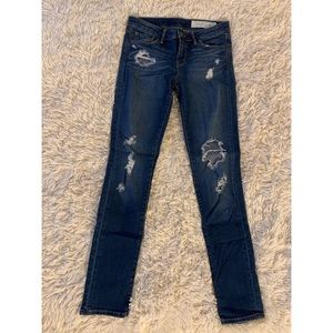 Treasure & Bond Distressed Jeans